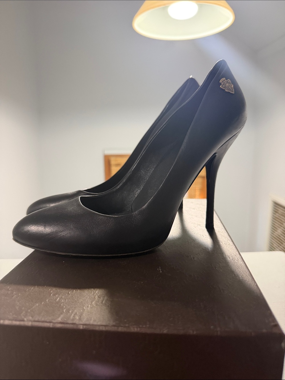 Gucci Black Leather Pointed Toe Stiletto Pumps
